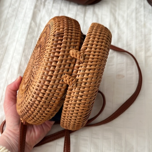 NWOT rattan circle bag - Picture 5 of 5